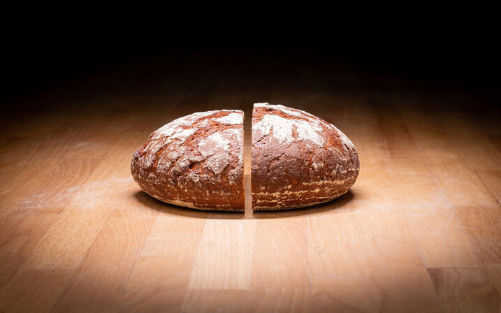 Backvergleich 100% Roggenbrot im Stikkenofen